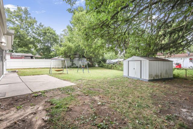 2288 Majestic Drive W, Columbus, OH 43232