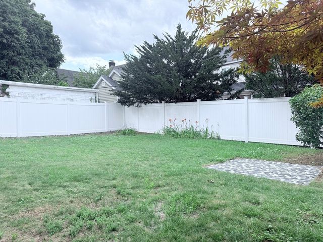 1639 Washington St HS, Newton, MA 02465