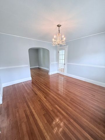1639 Washington St HS, Newton, MA 02465