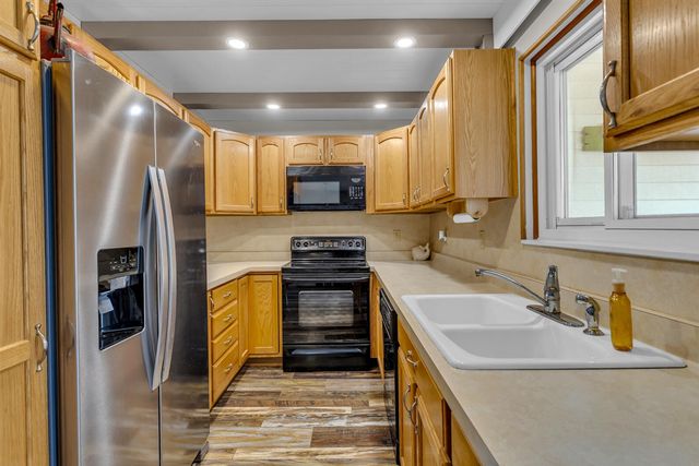 11786 E Sauk Trail, Jerome, MI 49249