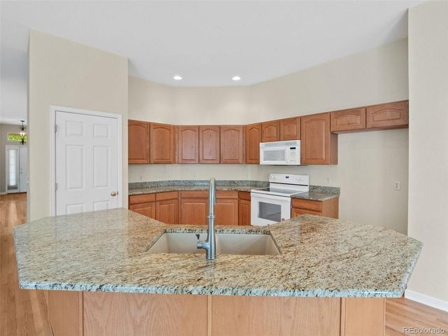 2392 S Oswego St, Aurora, CO 80014