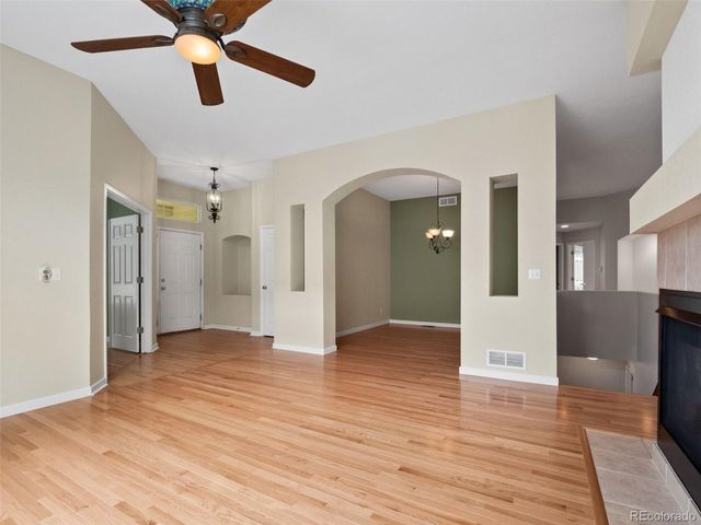 2392 S Oswego St, Aurora, CO 80014