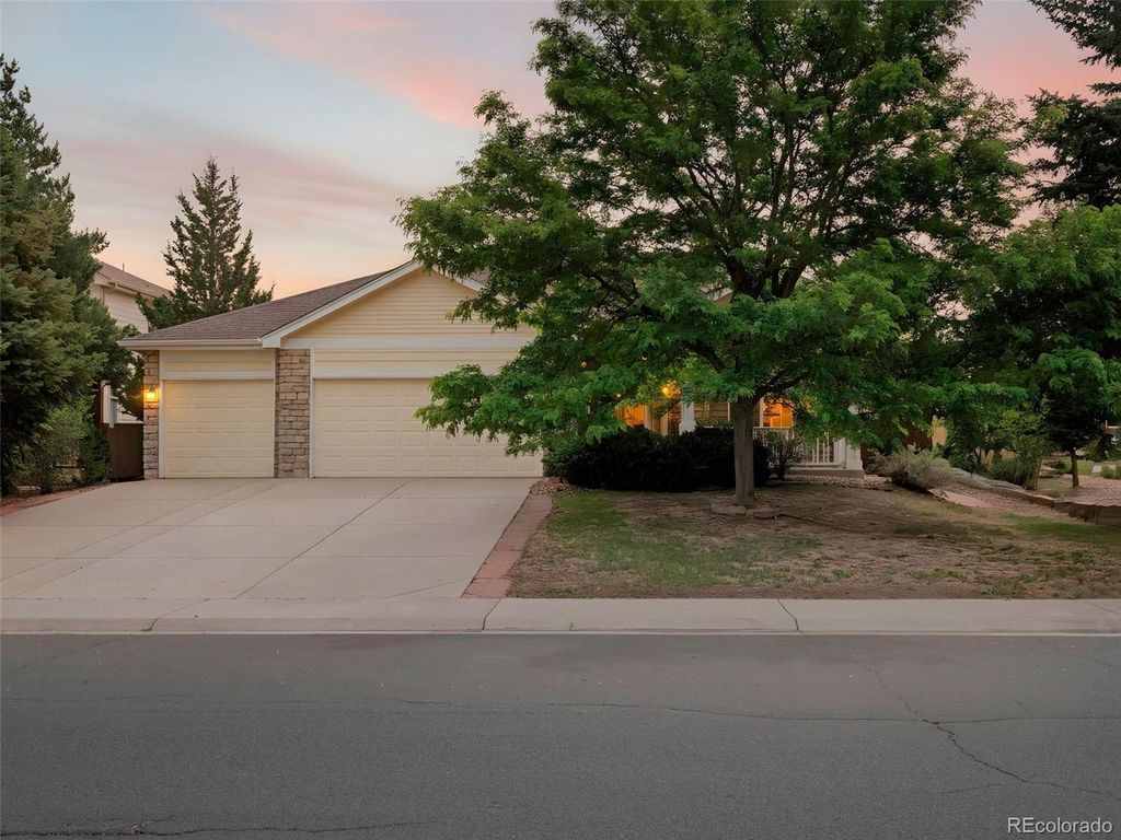 2392 S Oswego St, Aurora, CO 80014