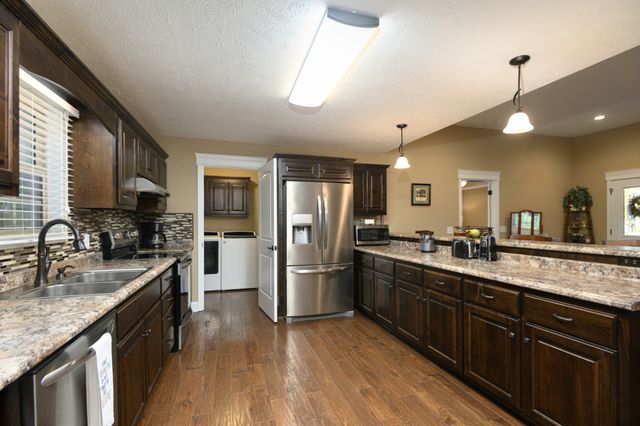 255 Troupe Rd, Shelbyville, TN 37160