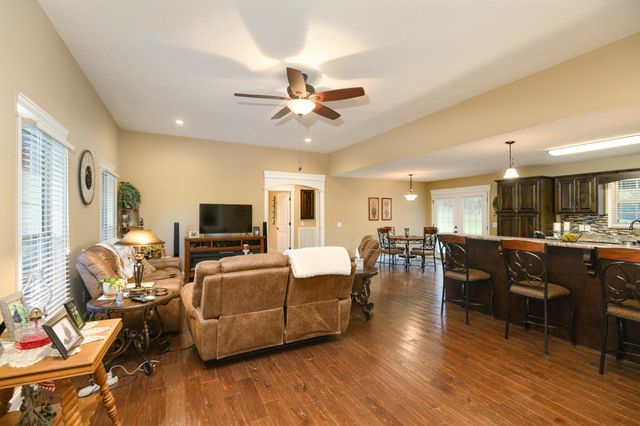 255 Troupe Rd, Shelbyville, TN 37160