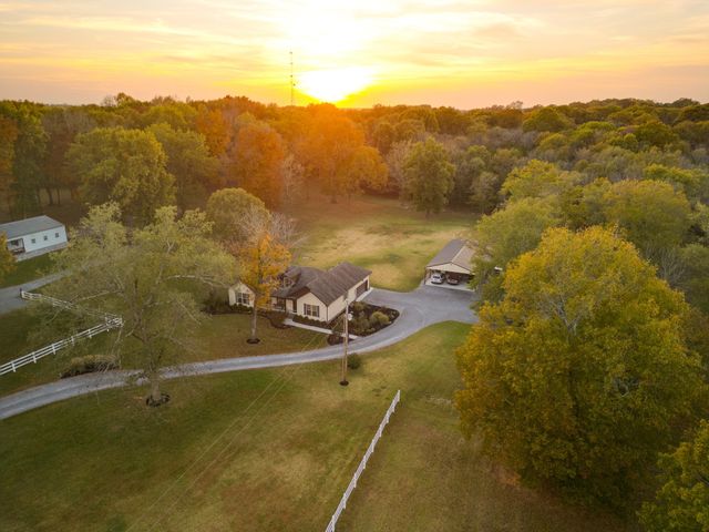 255 Troupe Rd, Shelbyville, TN 37160