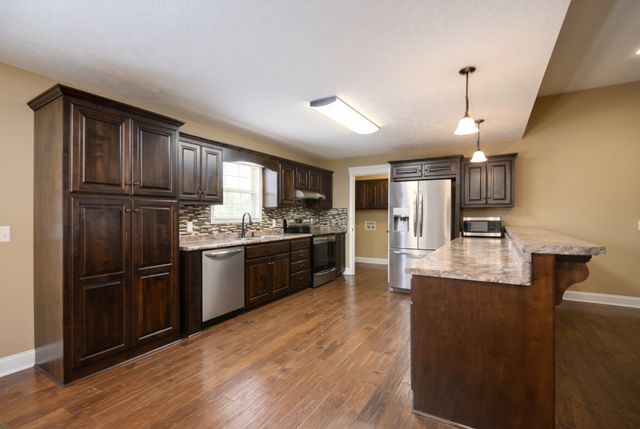 255 Troupe Rd, Shelbyville, TN 37160
