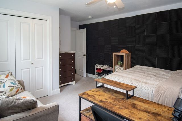 332 Monponsett St, Hanson, MA 02341