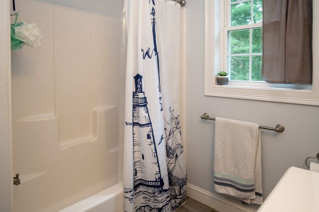 332 Monponsett St, Hanson, MA 02341