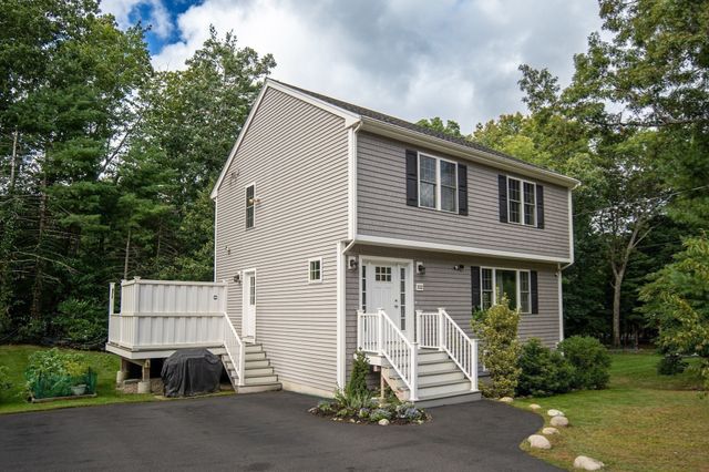 332 Monponsett St, Hanson, MA 02341