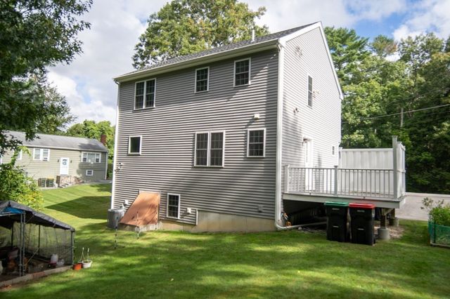 332 Monponsett St, Hanson, MA 02341