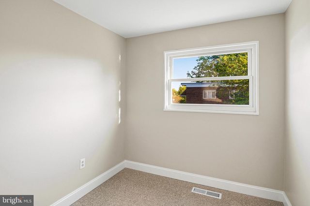 5020 36TH PL, Hyattsville, MD 20782