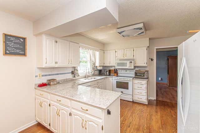 509 Tara Oaks Drive, Middletown, OH 45042