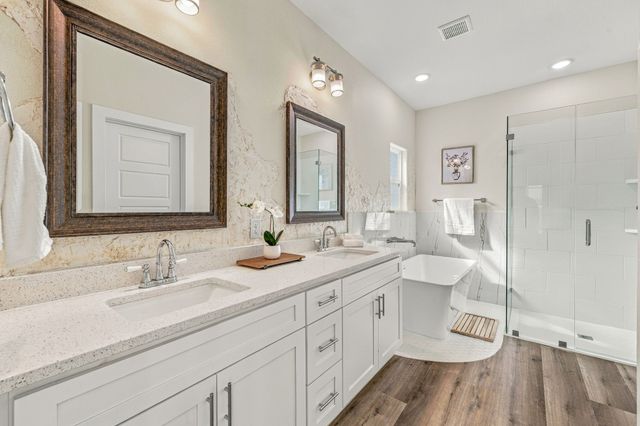 4825 Wichita Street, Granbury, TX 76048