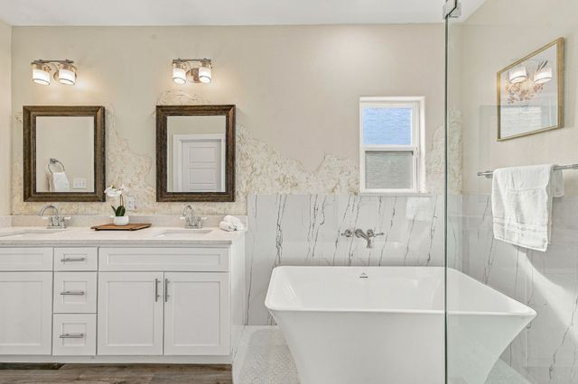 4825 Wichita Street, Granbury, TX 76048