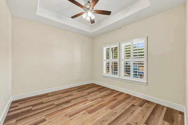 4825 Wichita Street, Granbury, TX 76048