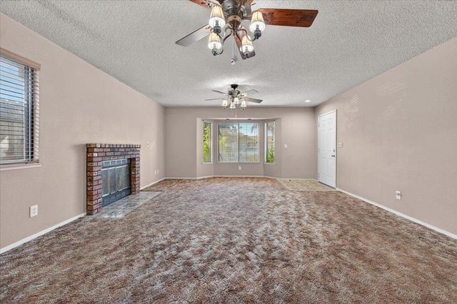 1715 Donner Avenue, Clovis, CA 93611