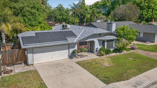 1715 Donner Avenue, Clovis, CA 93611