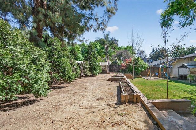 1715 Donner Avenue, Clovis, CA 93611