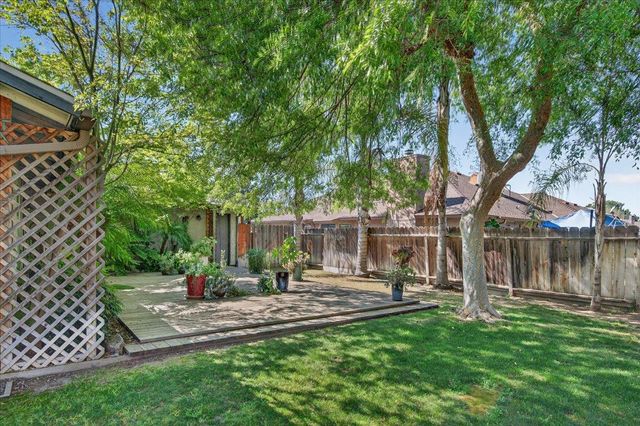 1715 Donner Avenue, Clovis, CA 93611