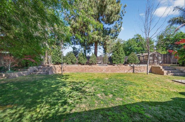 1715 Donner Avenue, Clovis, CA 93611