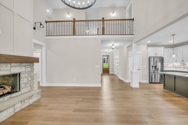 1167 Harmon Springs Rd, Dickson, TN 37055