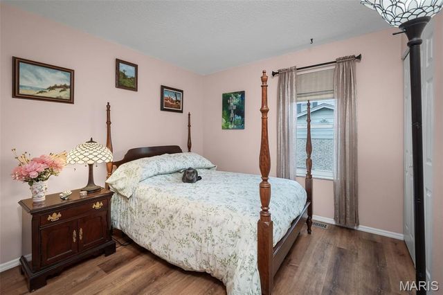5535 Seagrave Court, St Louis, MO 63129
