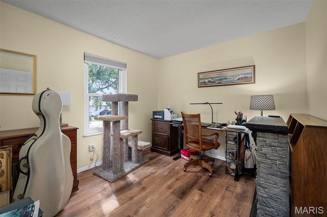 5535 Seagrave Court, St Louis, MO 63129