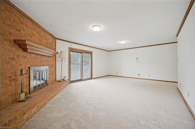 4161 Stonebridge LNDG, Chesapeake, VA 23321