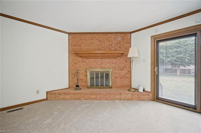 4161 Stonebridge LNDG, Chesapeake, VA 23321