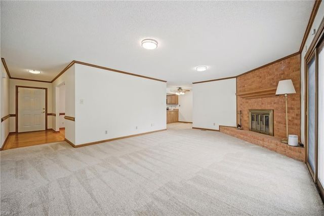 4161 Stonebridge LNDG, Chesapeake, VA 23321