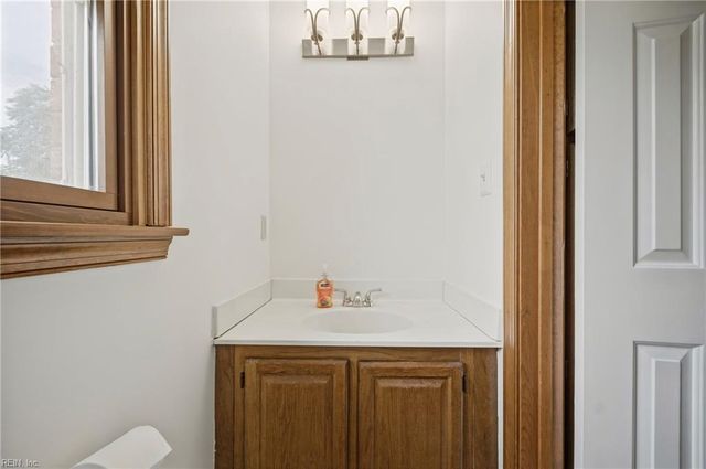 4161 Stonebridge LNDG, Chesapeake, VA 23321