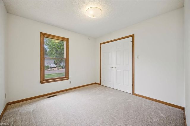 4161 Stonebridge LNDG, Chesapeake, VA 23321