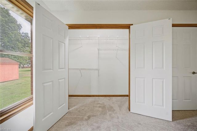 4161 Stonebridge LNDG, Chesapeake, VA 23321