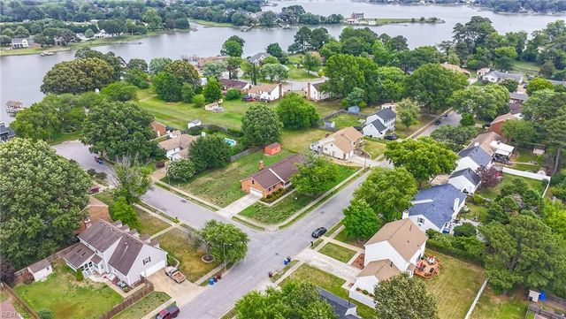 4161 Stonebridge LNDG, Chesapeake, VA 23321