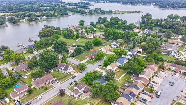 4161 Stonebridge LNDG, Chesapeake, VA 23321