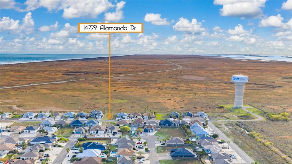 14229 Allamanda Dr, Corpus Christi, TX 78418 — photo 2