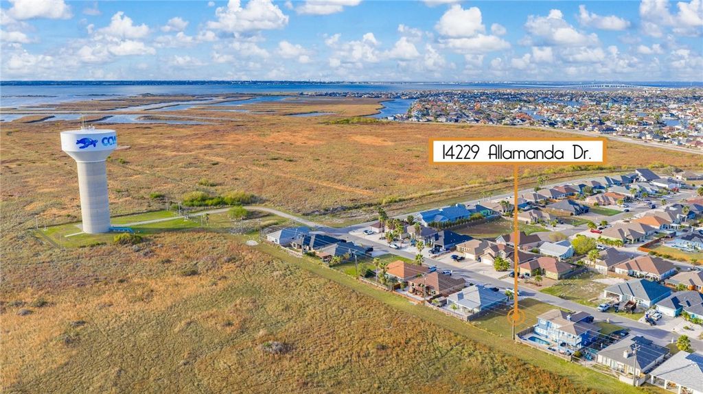 14229 Allamanda Dr, Corpus Christi, TX 78418 — photo 3