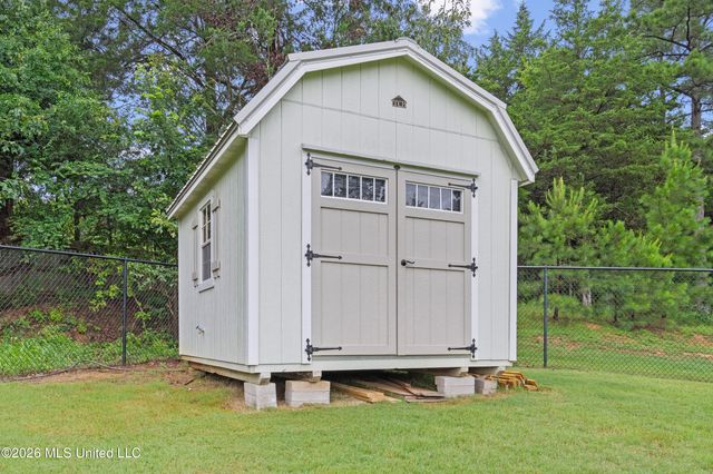 11752 Hidden Acres Drive, Byhalia, MS 38611