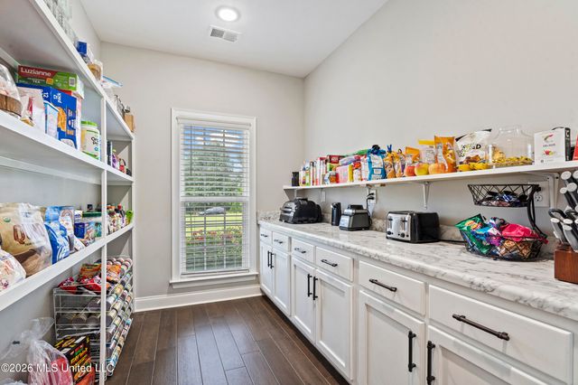 11752 Hidden Acres Drive, Byhalia, MS 38611