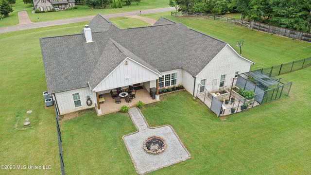11752 Hidden Acres Drive, Byhalia, MS 38611