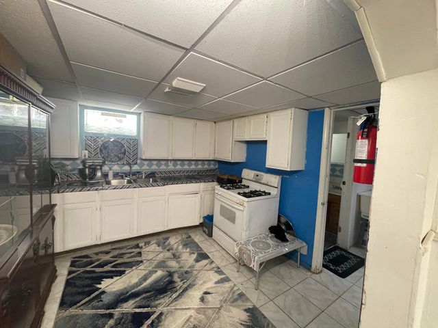 6344 Grandmont Avenue, Detroit City, MI 48228