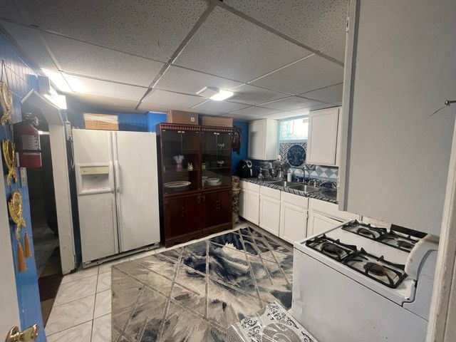 6344 Grandmont Avenue, Detroit City, MI 48228