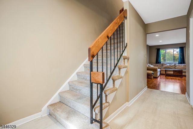 868 Robin Rd, Hillsborough Twp., NJ 08844
