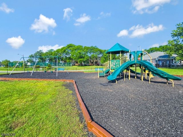 868 Robin Rd, Hillsborough Twp., NJ 08844