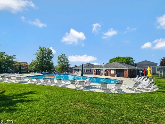 868 Robin Rd, Hillsborough Twp., NJ 08844