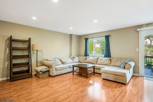 868 Robin Rd, Hillsborough Twp., NJ 08844