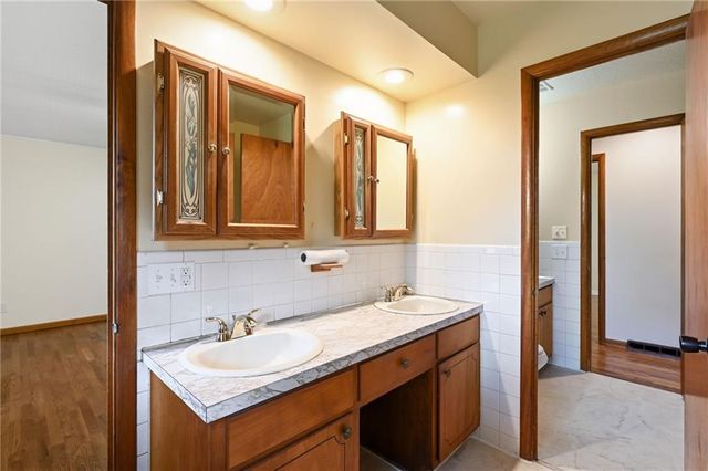 15501 E 44th Terrace S, Independence, MO 64055