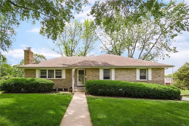 15501 E 44th Terrace S, Independence, MO 64055