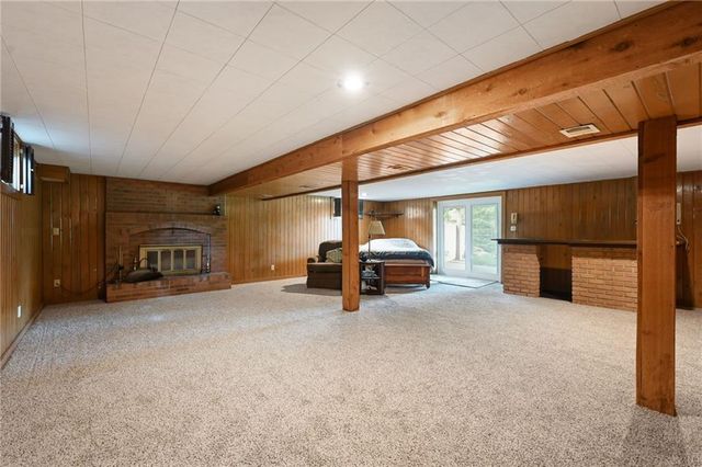 15501 E 44th Terrace S, Independence, MO 64055